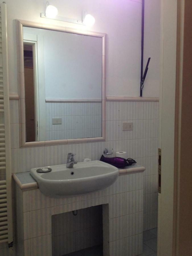 בולוניה Residence Porta Saragozza מראה חיצוני תמונה